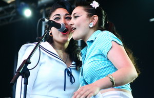 Kitty, Daisy & Lewis